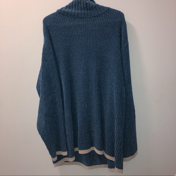 Heavy Knit Sweater Dress with Turtleneck - Picture 3 of 3